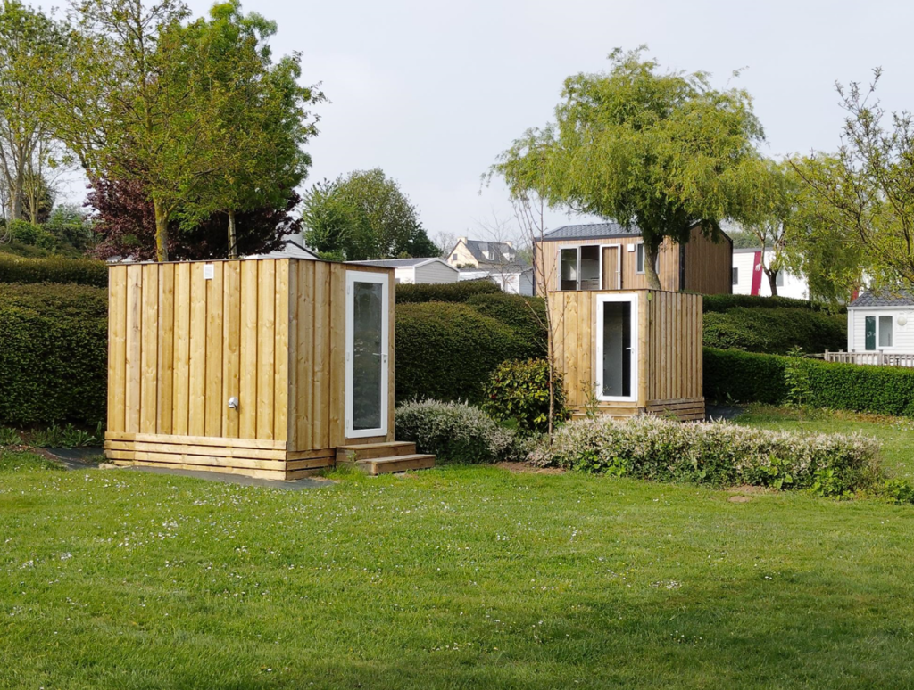 2 blocs sanitaires provatifs